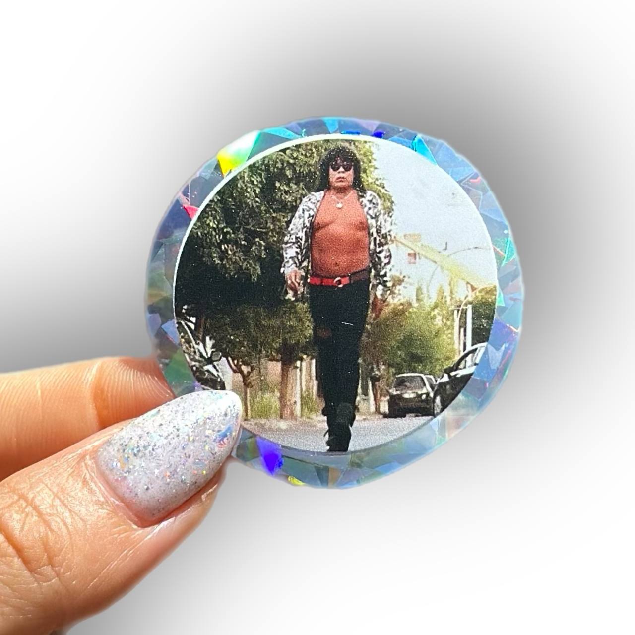 Sticker Mona Gimenez